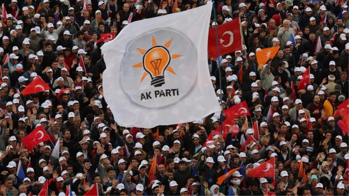 AK Parti\'nin İstanbul adaylarından 3 dönem kuralını delen isimler belli oldu