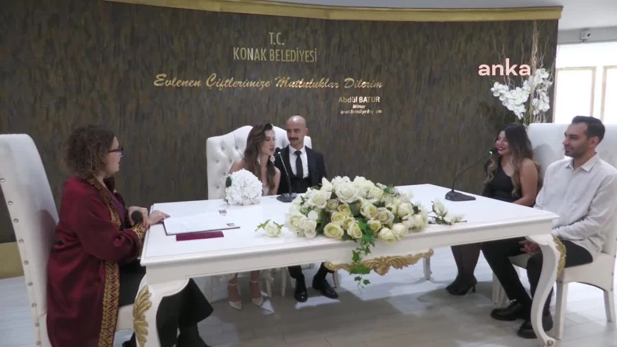 Anka Haber Ajansı İzmir muhabiri Sultan Keleş, nikah töreninde hayatını Harun Yılmaz ile birleştirdi