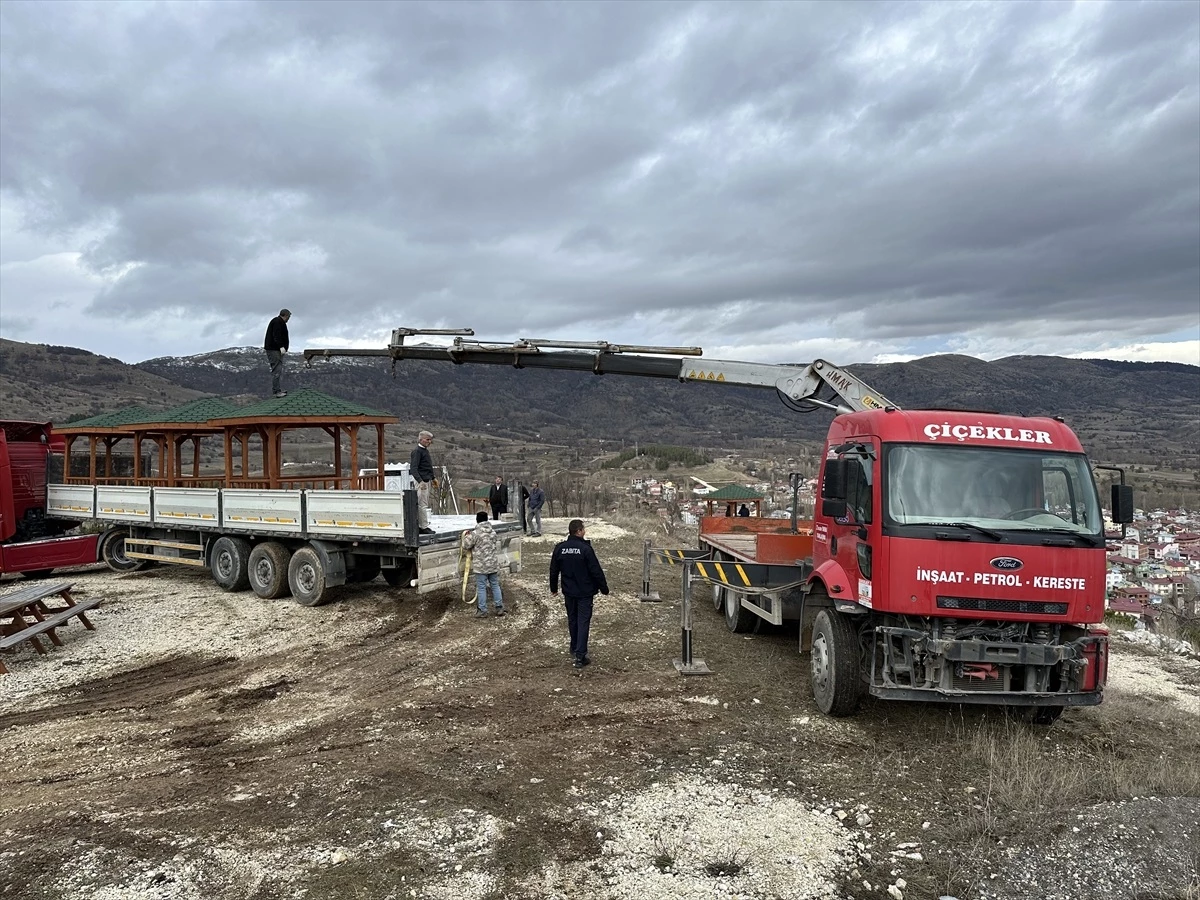 Tokat Başçiftlik\'te Park ve Bahçe Çalışmaları Devam Ediyor