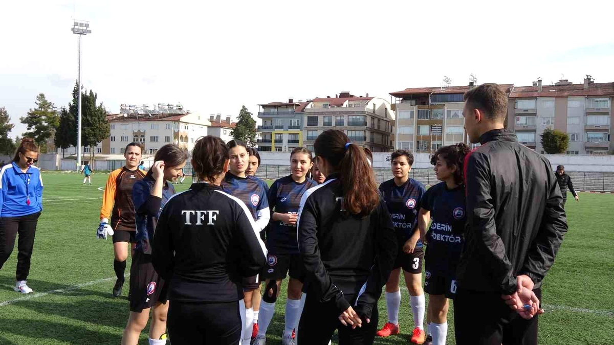 Burdur Gençlik ve Spor Kadın Futbol Takımı, hükmen galip geldi