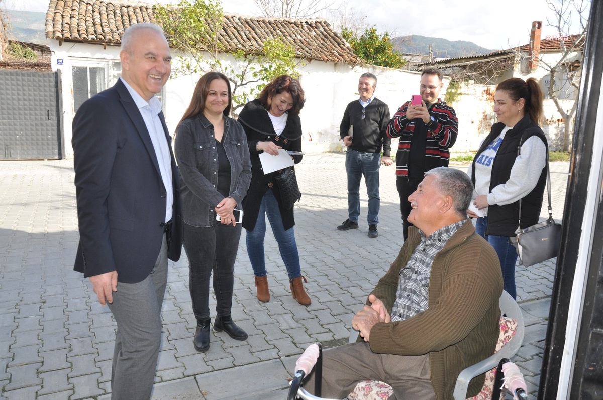 Çine Belediye Başkanı Mehmet Kıvrak, mahalle ziyaretlerine devam ediyor