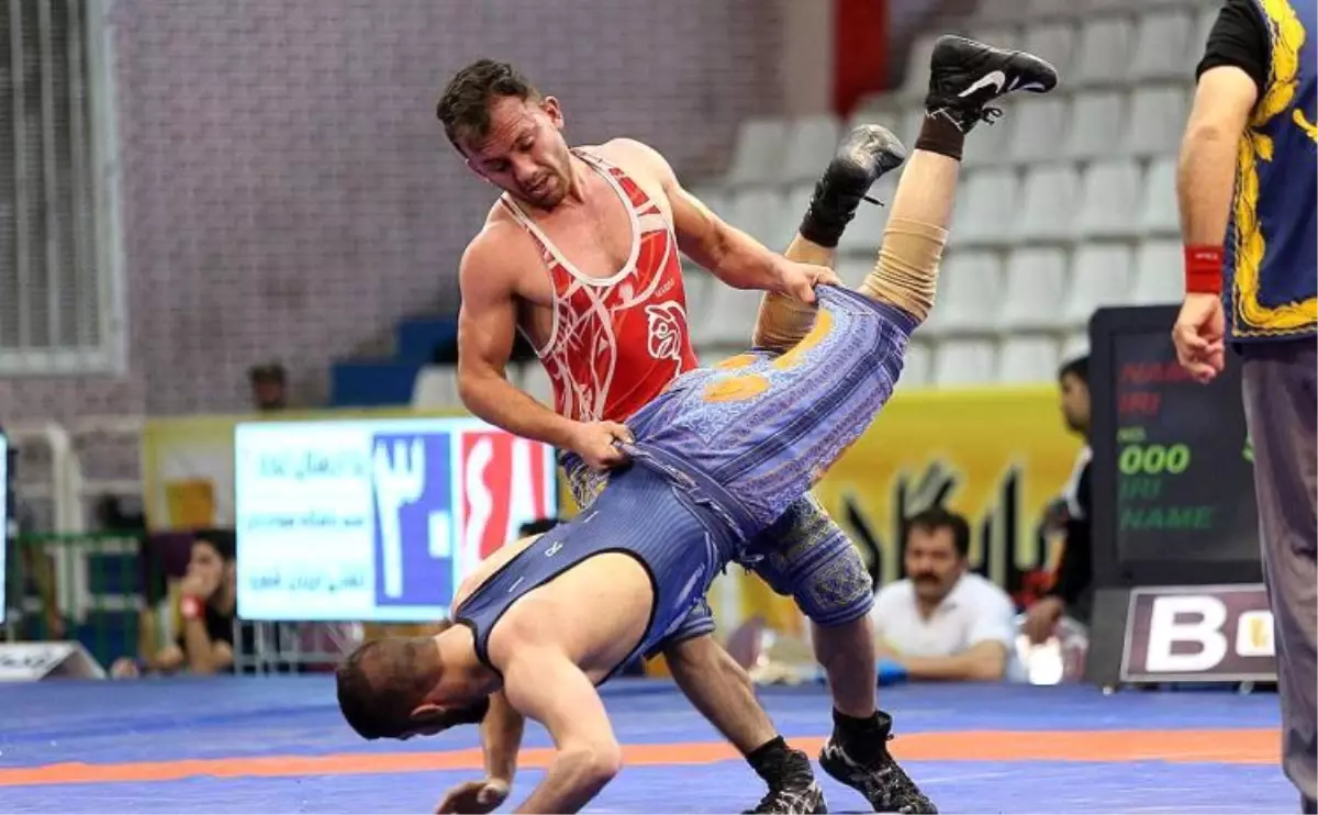 İran'da Dünya Karakucak Güreş Federasyonu Kuruldu