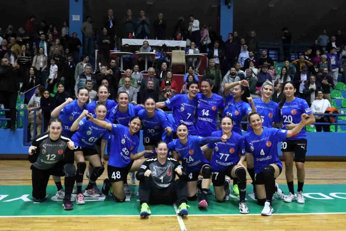 Armada Praxis Yalıkavak, EHF Kadınlar Avrupa Kupası\'nda çeyrek finale yükseldi