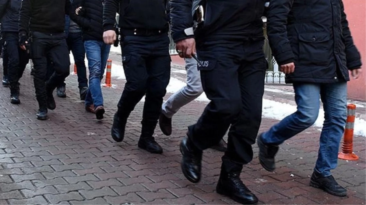 İçişleri Bakanı Yerlikaya: \'Kalkan-8\' Operasyonlarında 37 Göçmen Kaçakçılığı Organizatörü Yakalandı