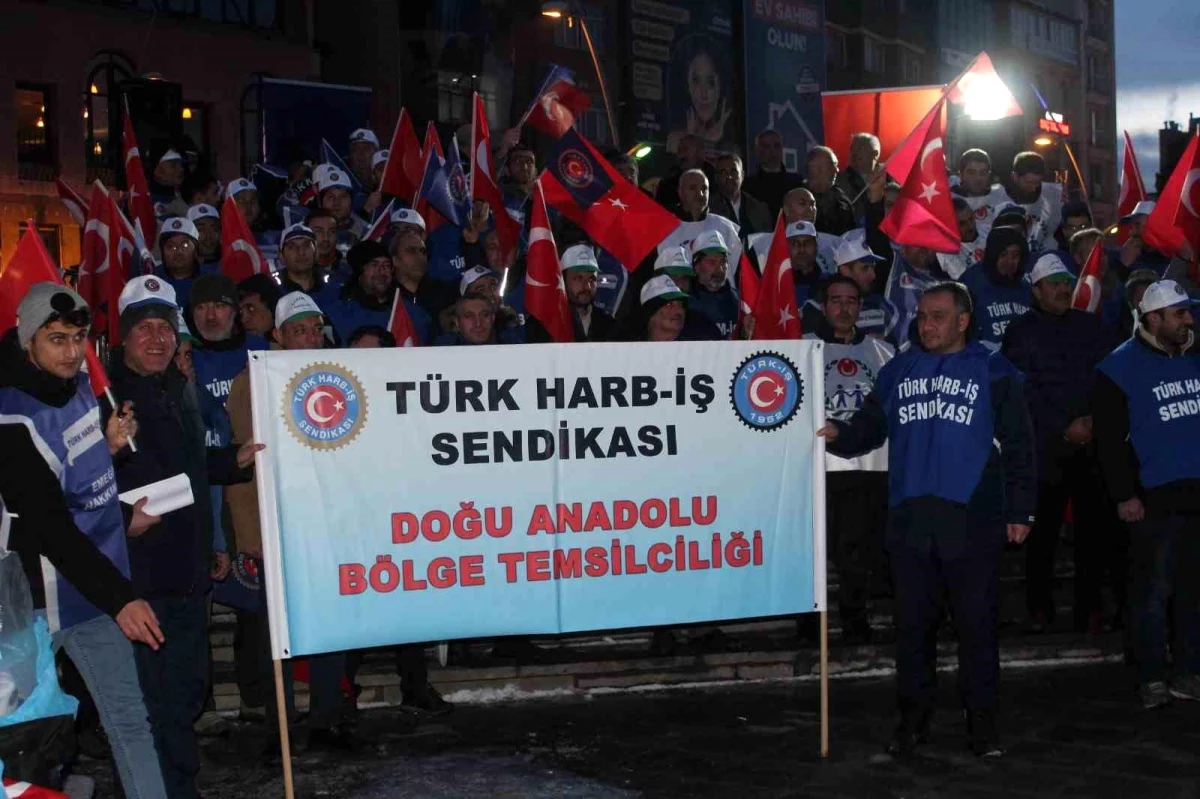 Türk Harb-İş Sendikası Özlük Hakları İçin Basın Açıklaması Yaptı