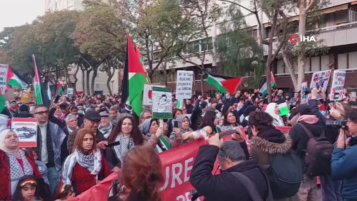 İspanya\'da Filistin\'e destek yürüyüşleri düzenlendi
