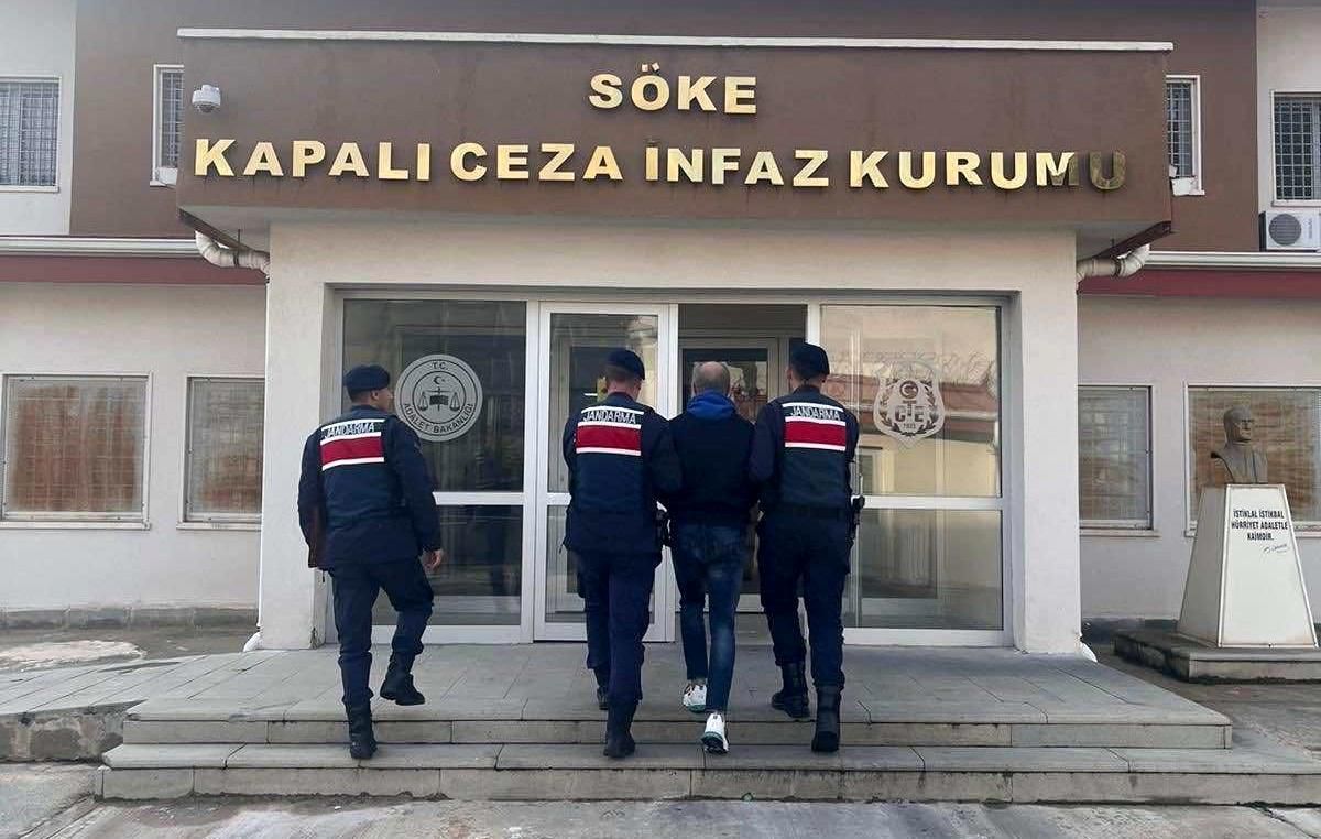 Kuşadası\'nda 30 yıl hapis cezası bulunan şahıs yakalandı