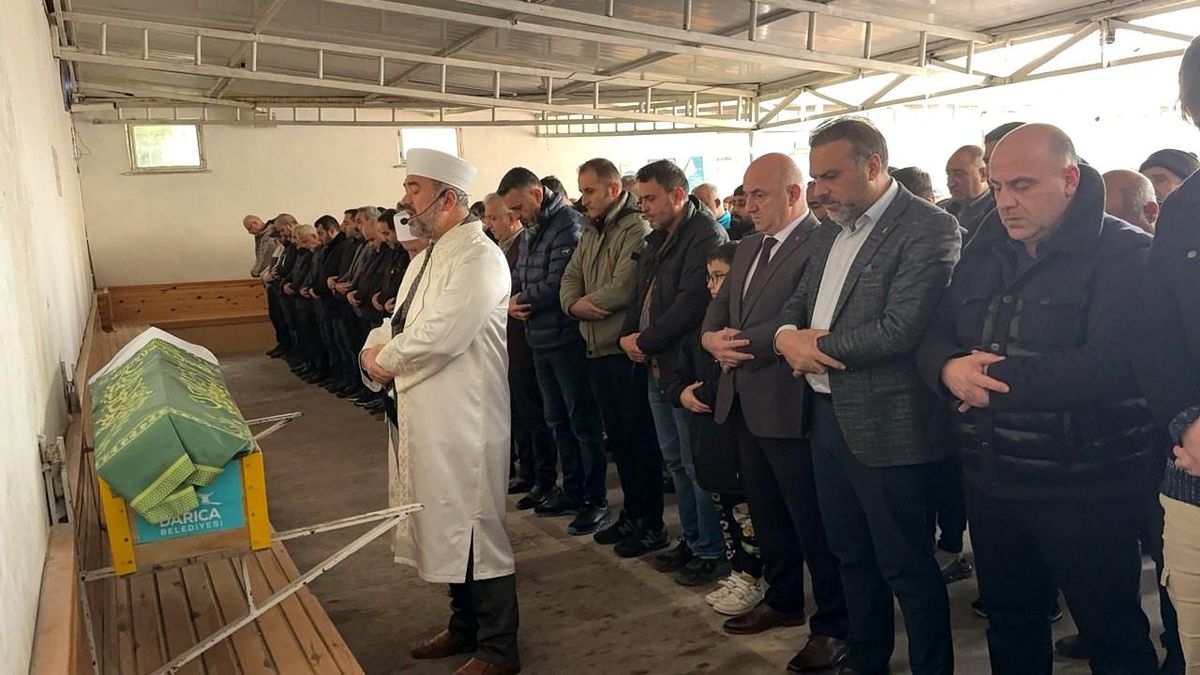 Darıca\'da feci kaza: Bebek öldü, çocuk yaralandı