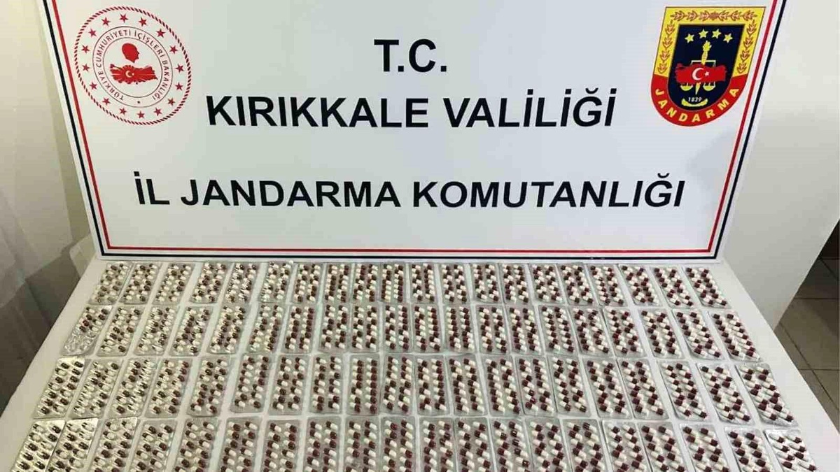 Kırıkkale\'de Bin 320 Sentetik Ecza Hapı Ele Geçirildi