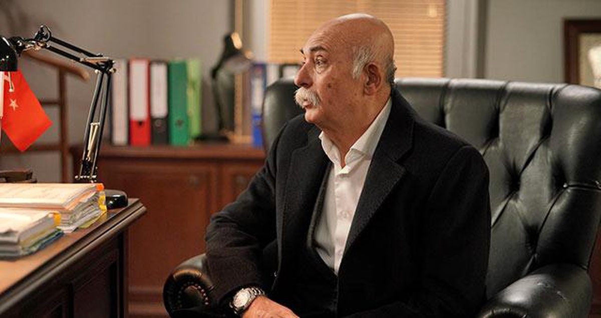 Kızılcık Şerbeti 47. Bölüm: Alev\'in gidişi Abdullah\'ı derinden etkiler