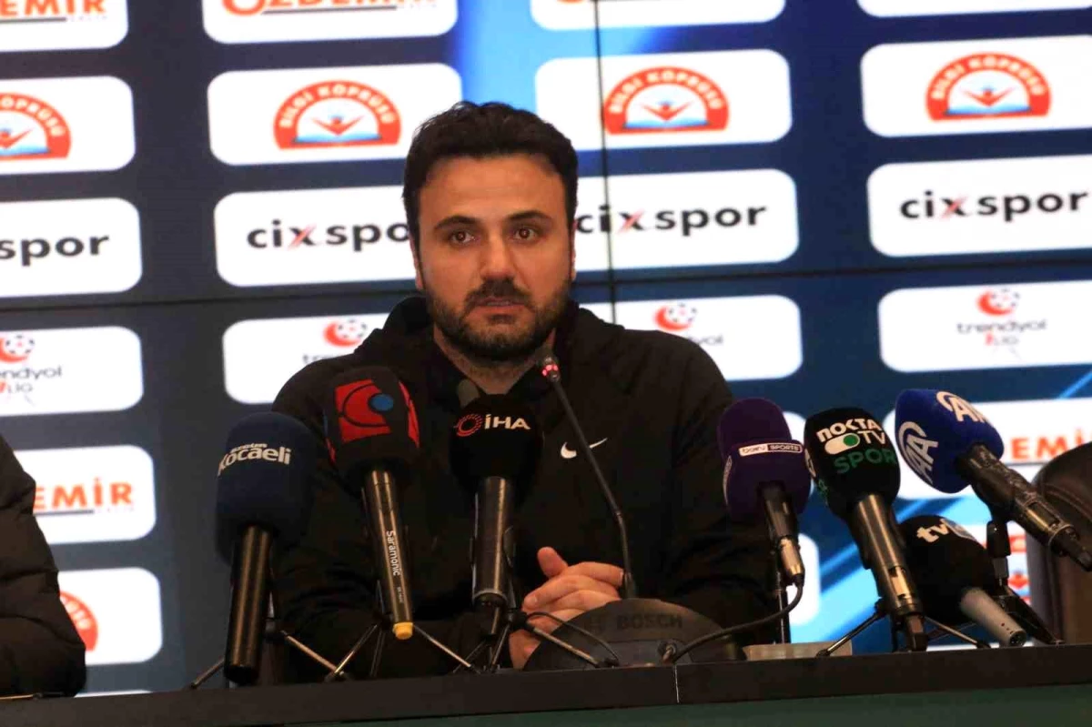 Kocaelispor, Eyüpspor\'u mağlup etti ve teknik direktörler maçı değerlendirdi