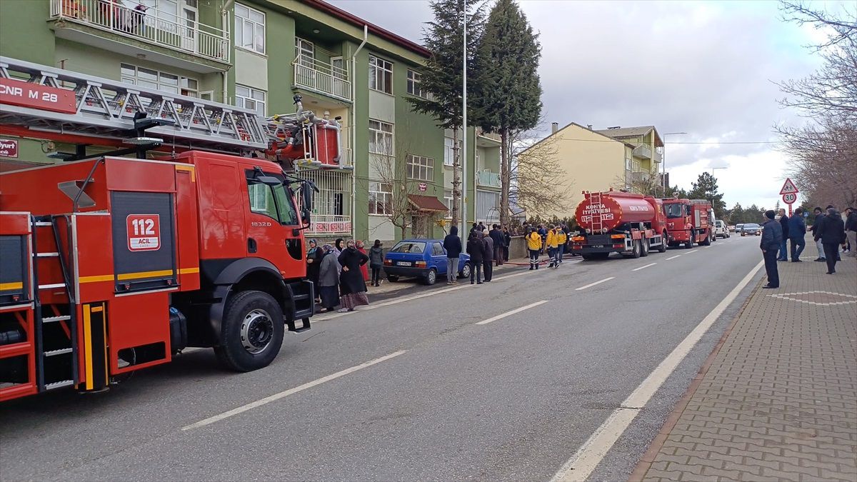 Konya Seydişehir\'de ev yangını: 4 yaralı