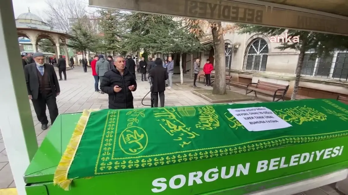 Polis İlker Tarık Ünal ve eşi Yozgat\'ta toprağa verildi