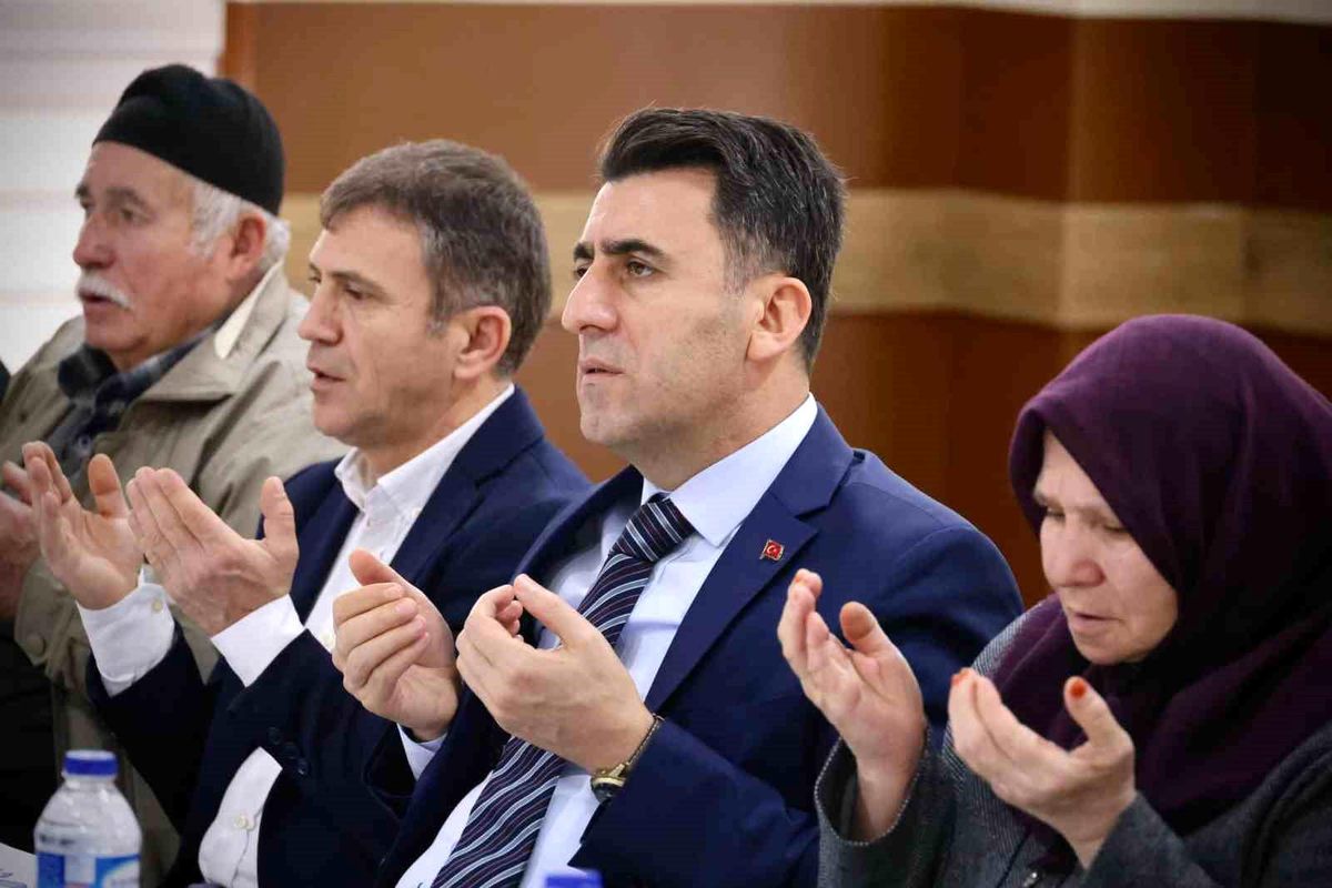 Bozüyük\'te şehit düşen askerler için Mevlid-i Şerif ve dua programı düzenlendi