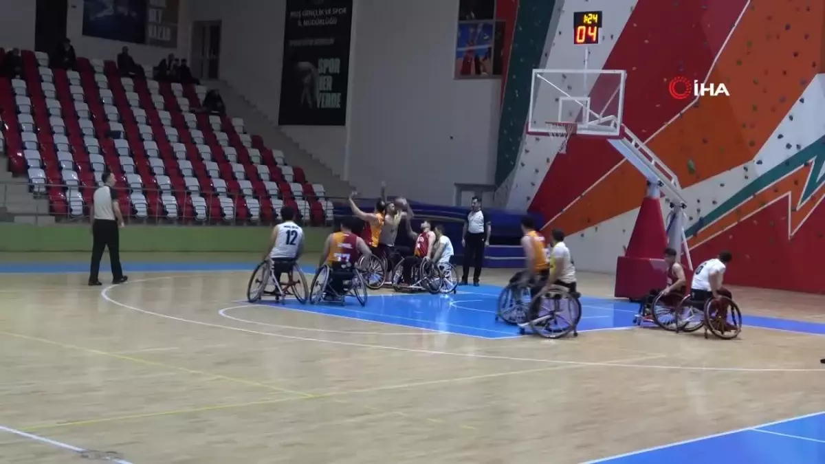 Tekerlekli Sandalye Basketbol Süper Ligi: Muş BESK: 57 - Galatasaray: 77