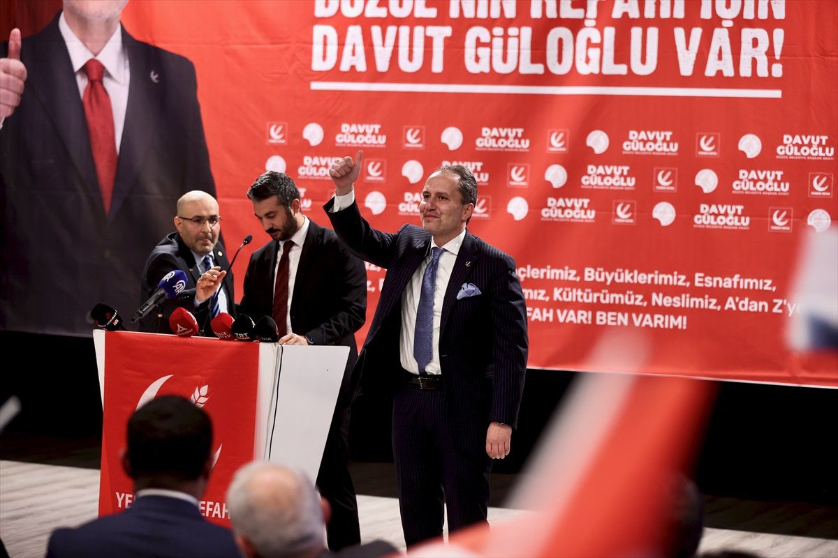 Yeniden Refah Partisi Genel Başkanı Fatih Erbakan: İnşallah daha da büyük zaferlere ve başarılara hep birlikte yürüyeceğiz