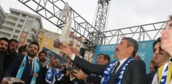 AK Parti Şırnak Belediye Başkan Adayı Mehmet Yarka, coşkulu bir karşılama ile kente döndü