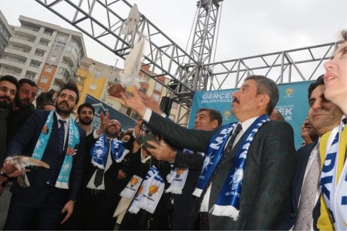 AK Parti Şırnak Belediye Başkan Adayı Mehmet Yarka, coşkulu bir karşılama ile kente döndü