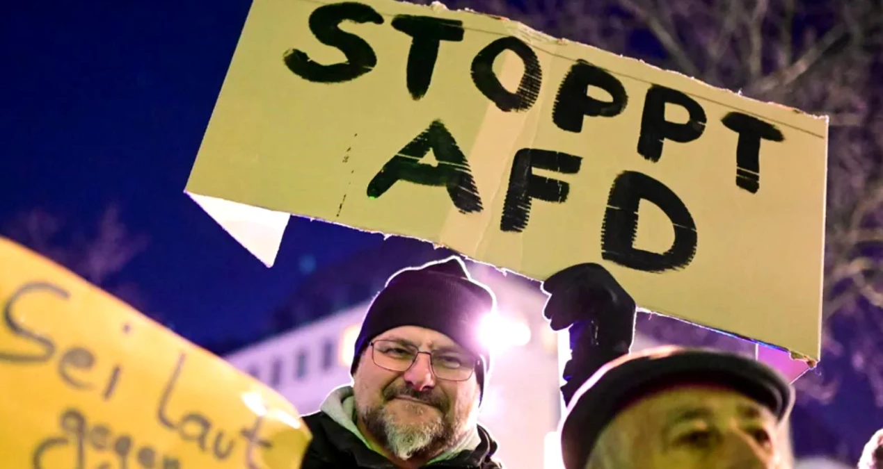Almanya\'da aşırı sağcı parti AfD\'nin yasaklanması tartışılıyor