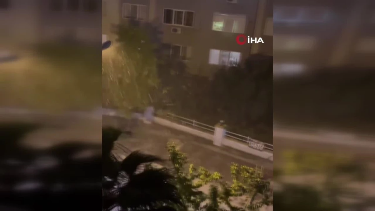 Antalya\'da dolu yağışı etkili oldu: Sokaklar ve yollar beyaza büründü