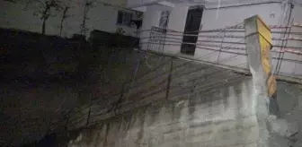 Avcılar'da İstinat Duvarı Çöktü