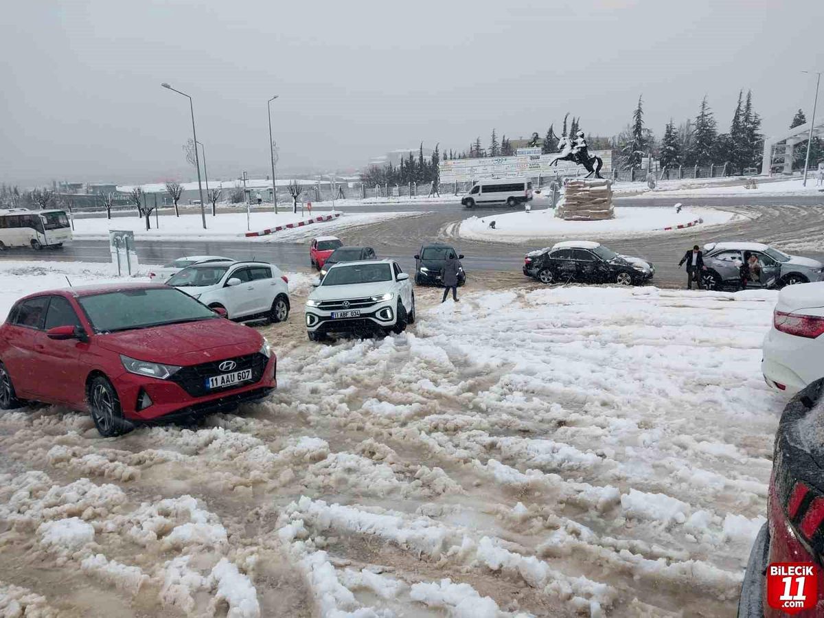 Bilecik Valisi Şefik Aygöl, Kar Yağışı Sonrası Öğrencilerden Tatil Talebi Almadıklarını Söyledi