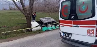 Denizli'de Otomobil Alev Aldı: 2 Ölü, 2 Yaralı