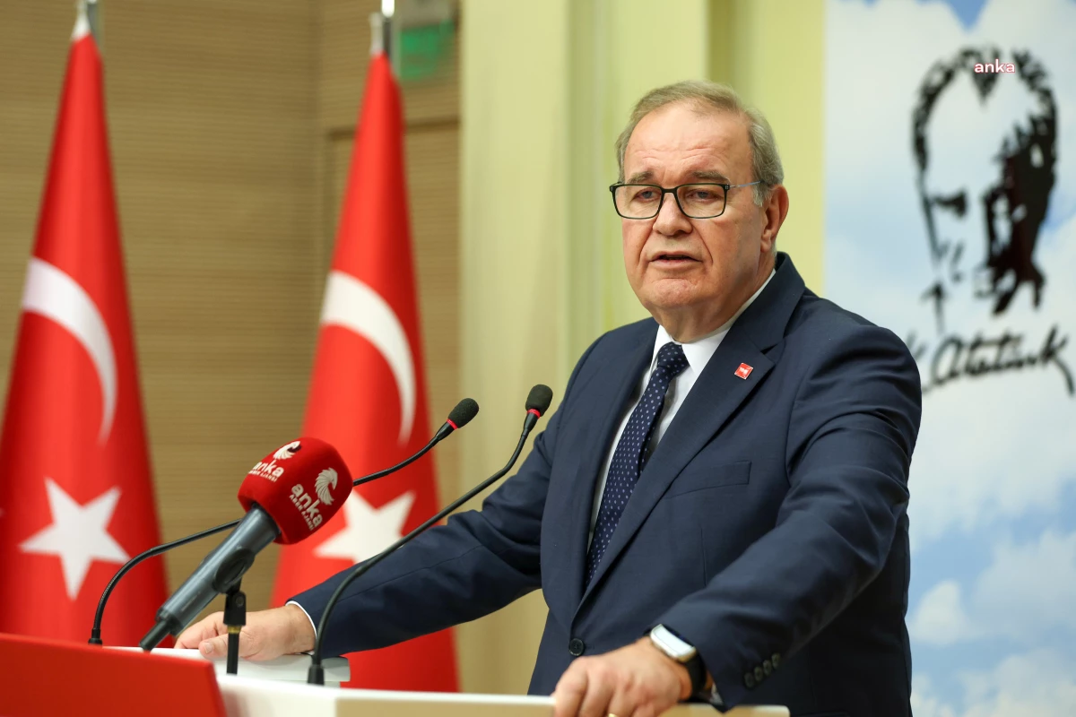CHP Milletvekili Faik Öztrak: Erdoğan\'ın sarayları kara deliğe döndü