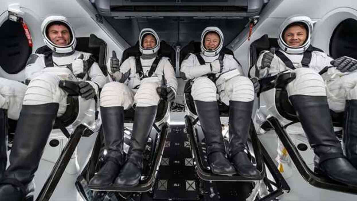 İlk Türk Astronot Alper Gezeravcı, sosyal medya hesabından uzayla ilgili kendisine gelen soruları yanıtladı İlk Türk Astronot Alper Gezeravcı, sosyal medya hesabından uzayla ilgili kendisine gelen soruları yanıtladı