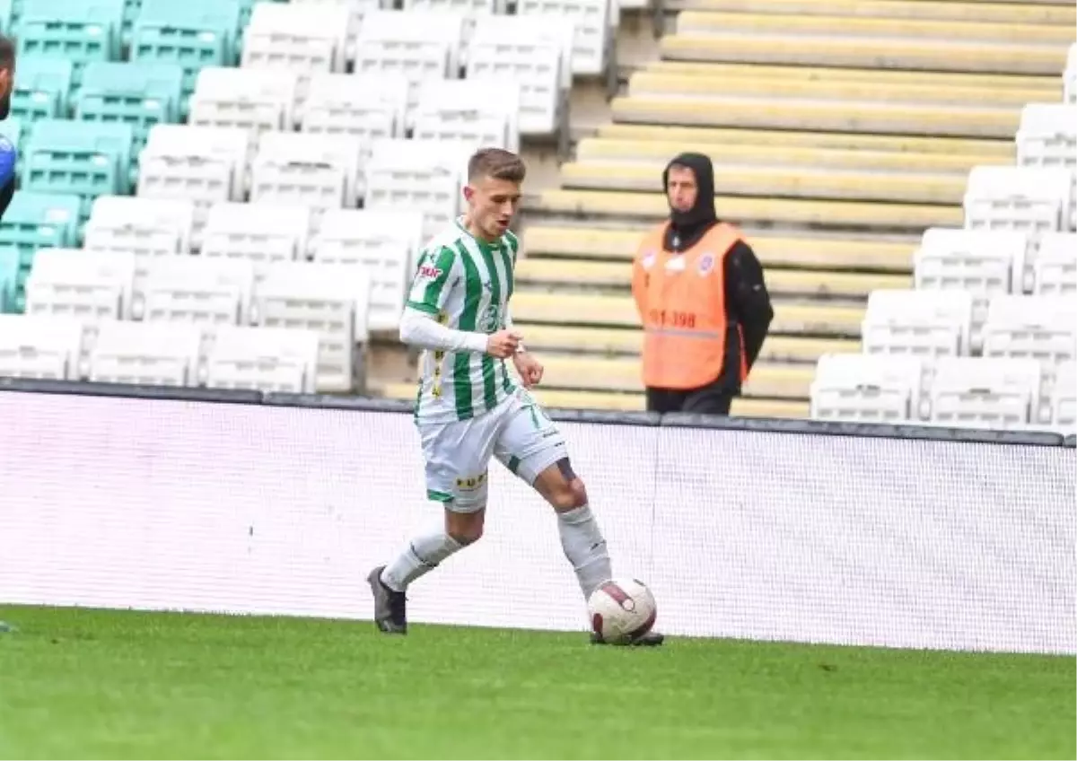 Bursaspor, Karacabey Belediyespor\'a 2-1 mağlup oldu