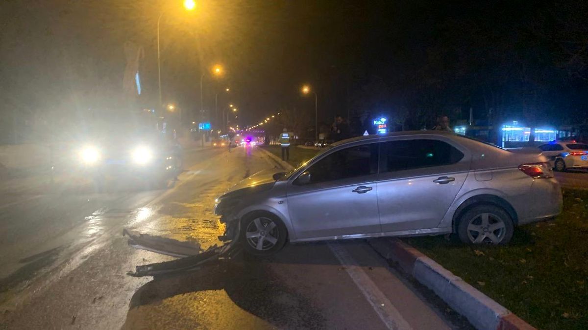 Karaman\'da Trafik Kazası: 6 Kişi Yaralandı