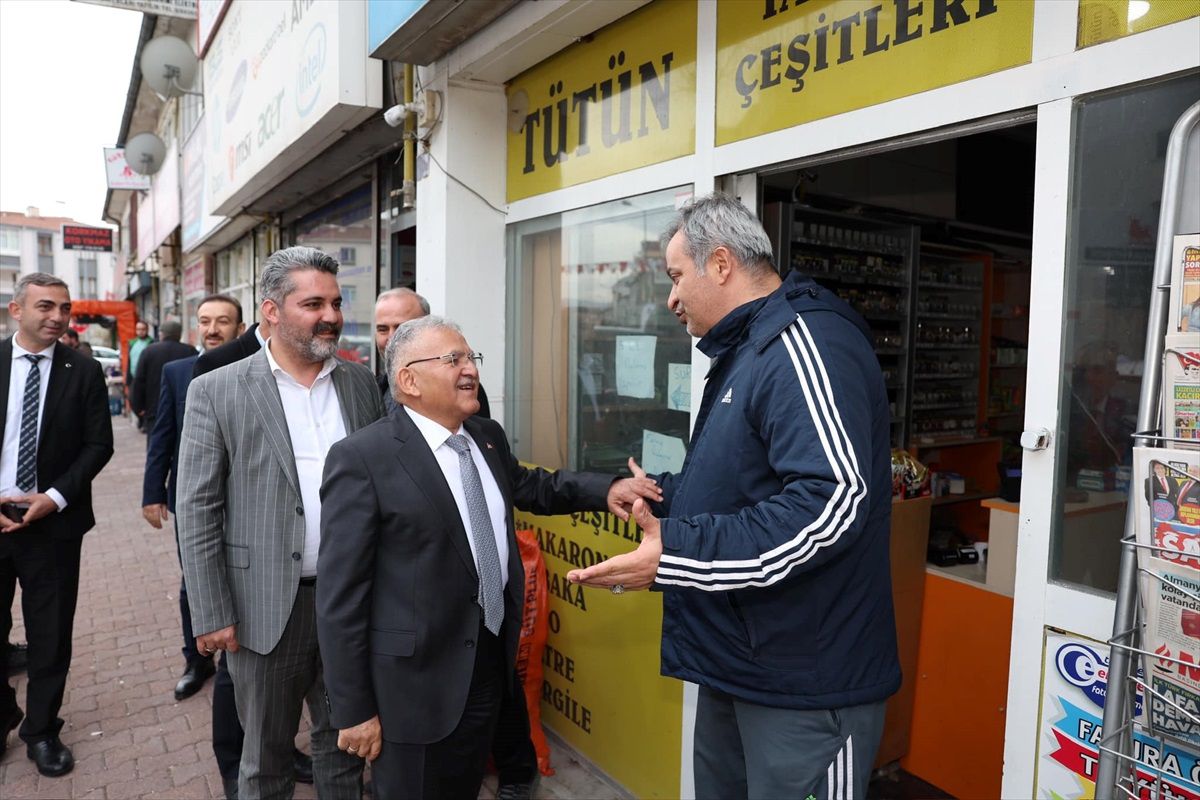 Kayseri Büyükşehir Belediye Başkanı Esnaf Ziyaretinde