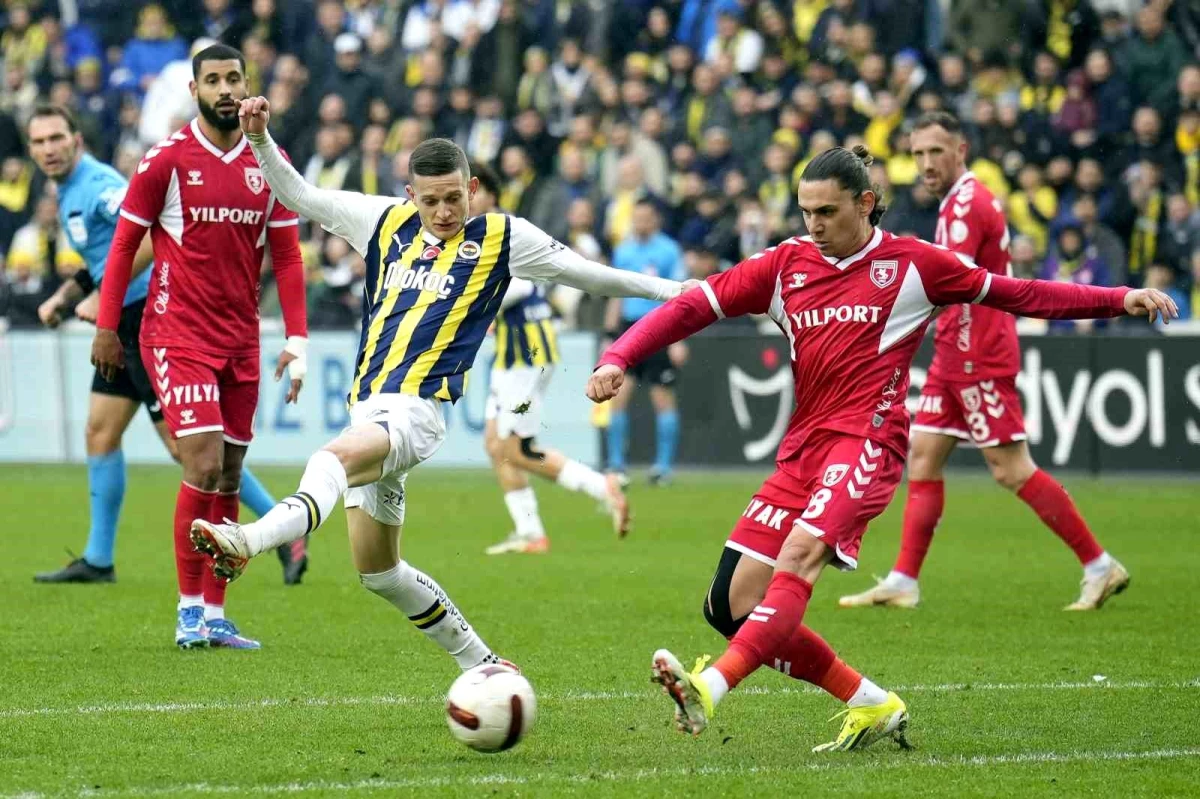 Fenerbahçe, Samsunspor\'u 1-0 mağlup etti