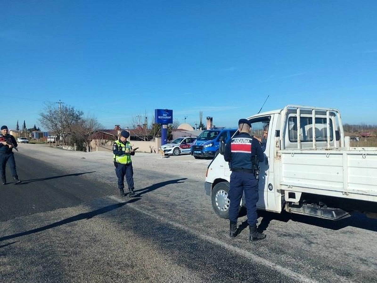 Balıkesir\'de Aranan 92 Şahıs Gözaltına Alındı