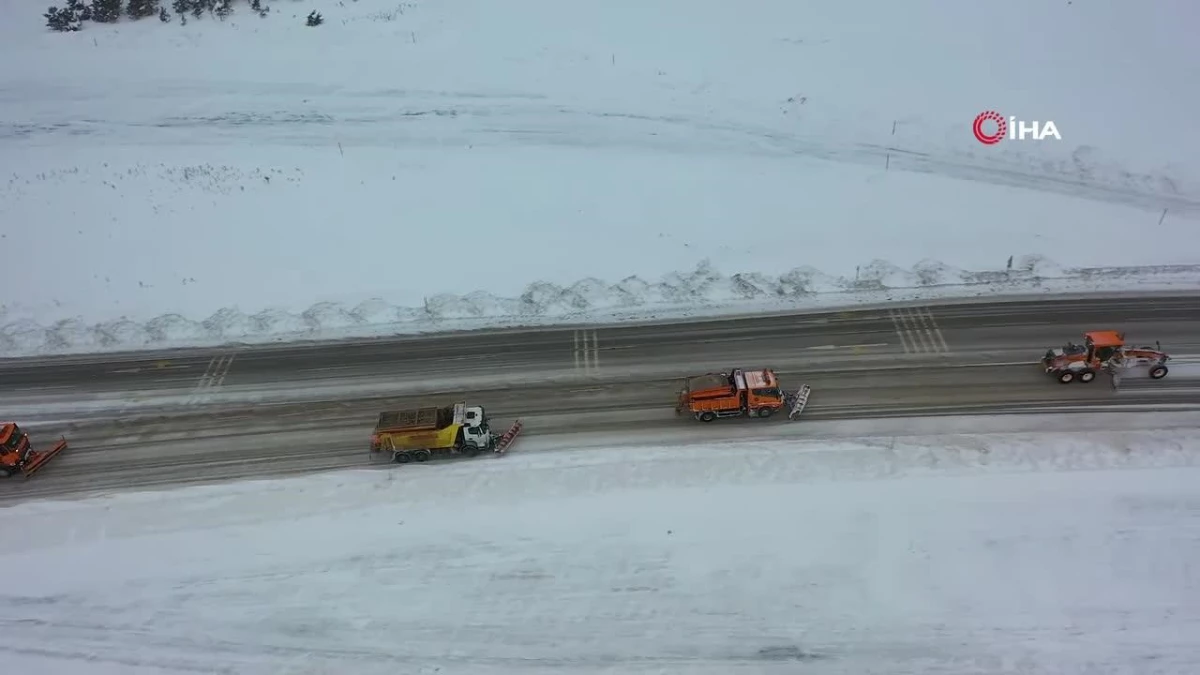 Erzincan\'ın yüksek kesimlerinde kar yağışı etkili oldu