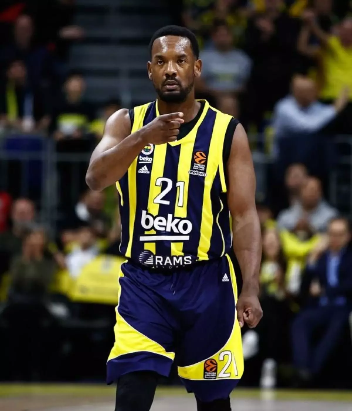 Fenerbahçe Beko\'da Dyshawn Pierre\'in sakatlığı