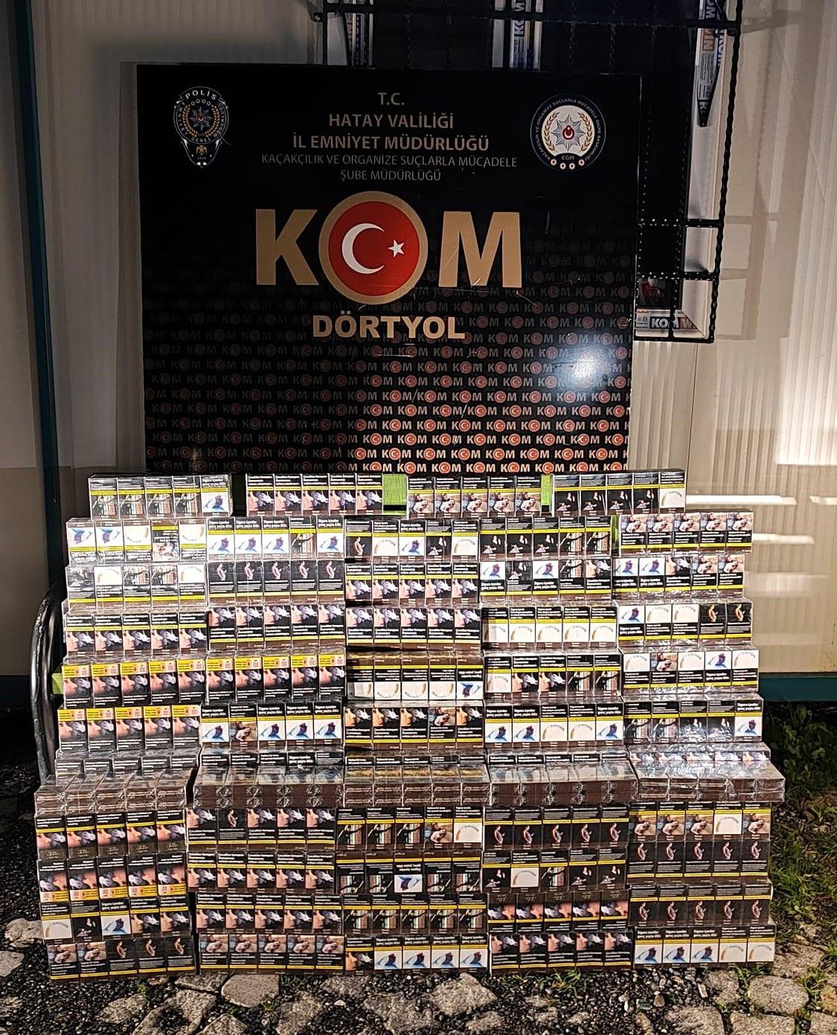 Hatay\'da 1620 paket gümrük kaçağı sigara ele geçirildi