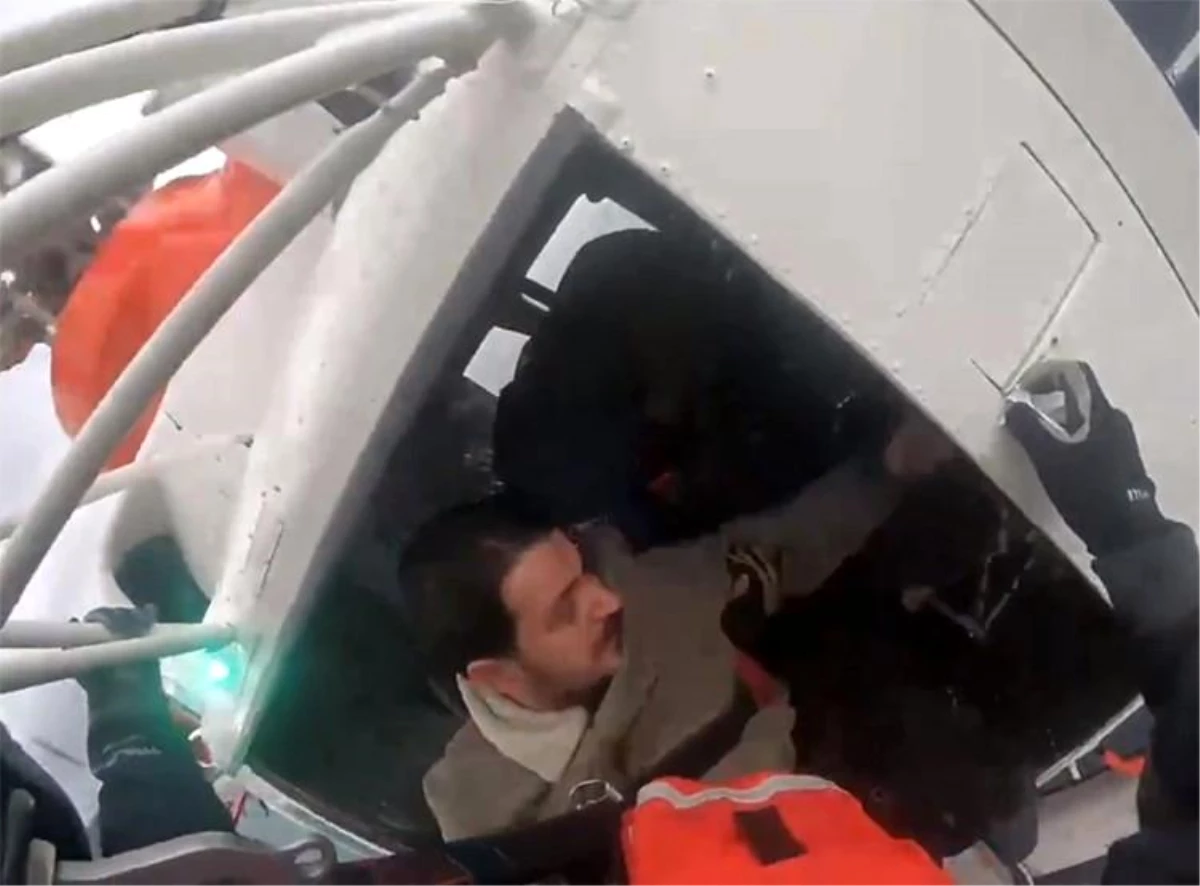İçişleri Bakanı Yerlikaya: \'MV Sicilia\' isimli yük gemisi motor arızası sonucu karaya sürüklendi