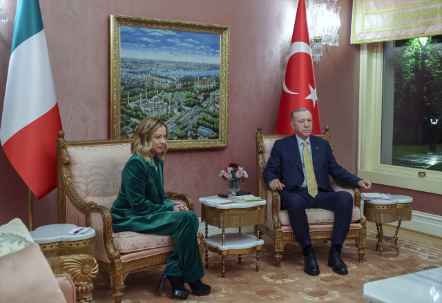 İtalyan basını: Meloni Erdoğan'dan yardım istedi