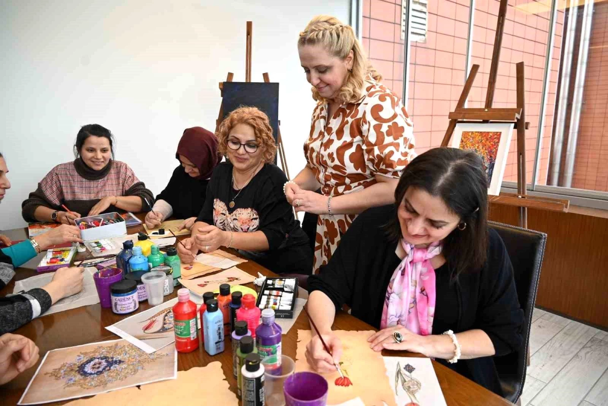ZBEÜ Rektörü\'nün eşi Seran Özölçer, Gazze\'deki kadınlara destek olacak