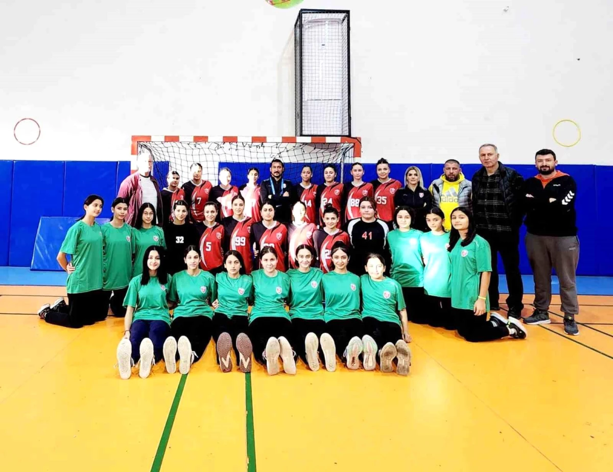 Kepez Belediyesi Kadın Hentbol Takımı, Play-off Biletini Aldı
