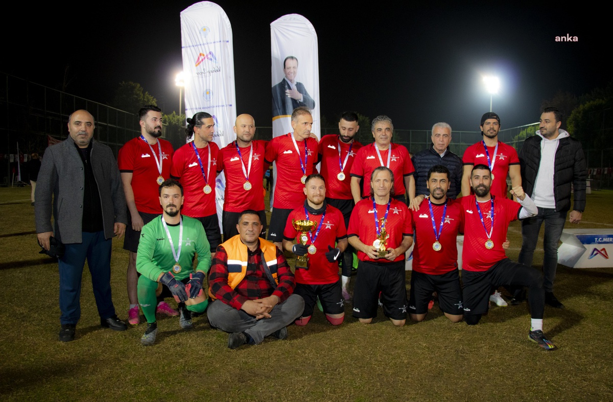 Mersin Büyükşehir Belediyesi 3. Birimler Arası Futbol Turnuvası Sona Erdi