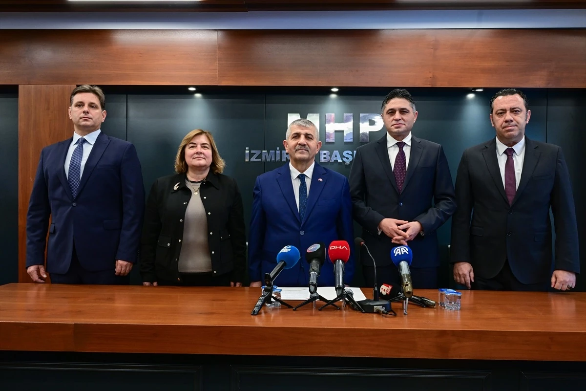 MHP İzmir İl Başkanı Veysel Şahin, Hamza Dağ\'ın İzmir Büyükşehir Belediye Başkan adayı olduğunu açıkladı