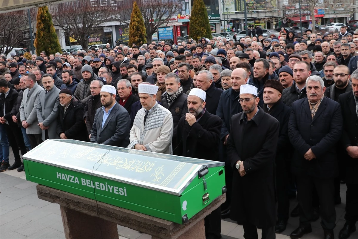 İstanbul\'da hayatını kaybeden iş insanı Fatih Bıyık Samsun\'da defnedildi