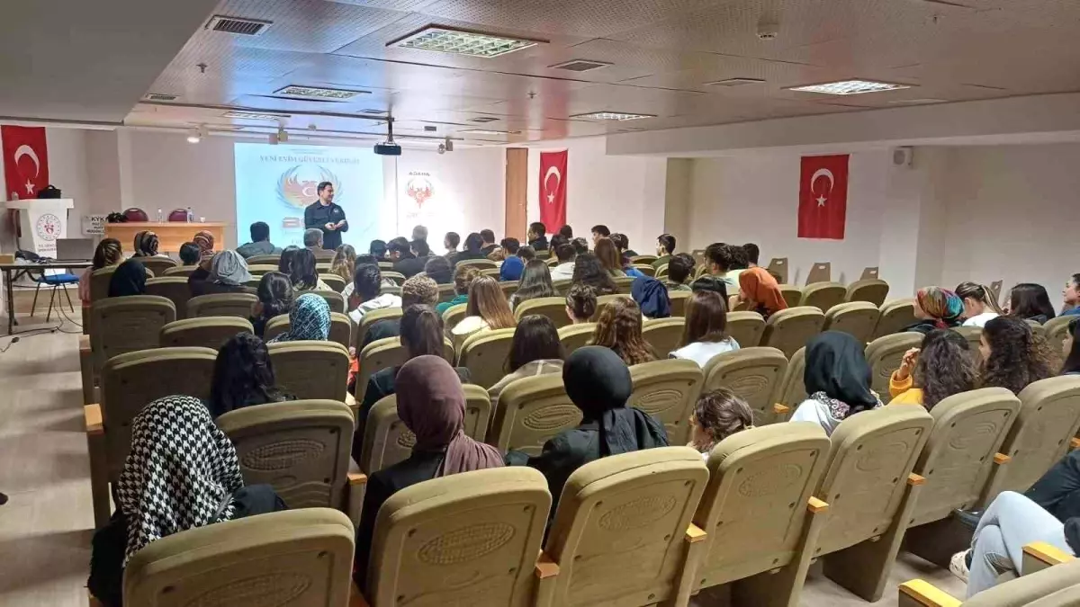 Adana Emniyet Müdürlüğü Üniversite Öğrencilerine Terör Uyarısı Yaptı