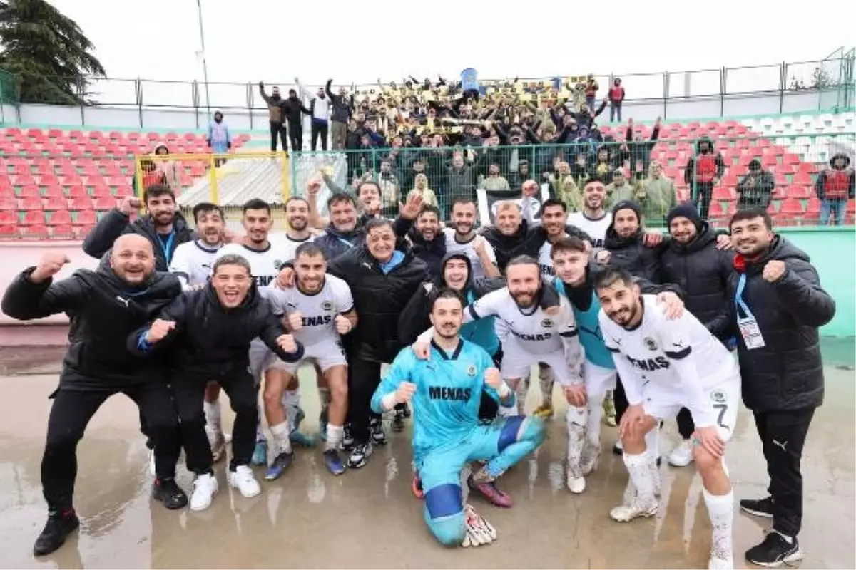 Menemen FK, Isparta 32 Spor\'u deplasmanda mağlup ederek Play-Off yolunda önemli bir galibiyet aldı