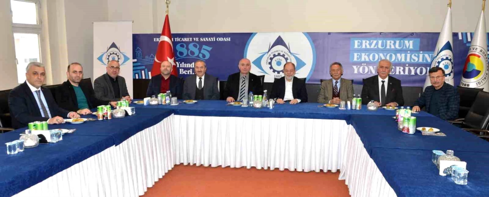 Prof. Dr. Recep Akdağ, ETSO Başkanı Saim Özakalın\'ı ziyaret etti