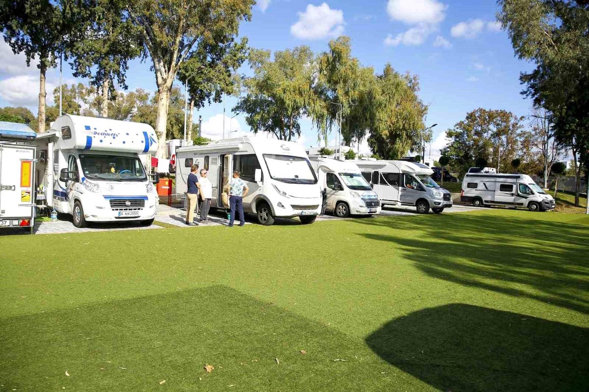 Antalya\'daki Karavan Park, Kış Döneminde de Tatilcilerin Gözdesi