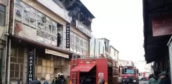 İnegöl'deki Mobilya İmalathanesinde Yangın