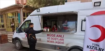 Keşan Belediye Başkanı Yeşilay Danışmanlık Merkezi'ni ziyaret etti